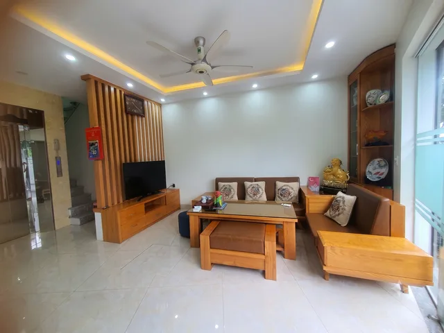 BÁN CĂN GÓC NHÀ 4 TẦNG KHU ĐÔ THỊ ĐỒI T5,HỒNG HẢI,HẠ LONG