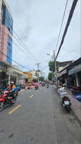 ✅️ MTKD ngày đêm phù hợp bán vải
✅️ Kết cấu: cấp 4, trống suốt 2wc