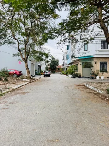 🔥 BÁN LÔ ĐẤT ĐẸP KHU TĐC HỒ ĐÁ – SỞ DẦU – HỒNG BÀNG chỉ 3,55 tỷ
LH 0979087664