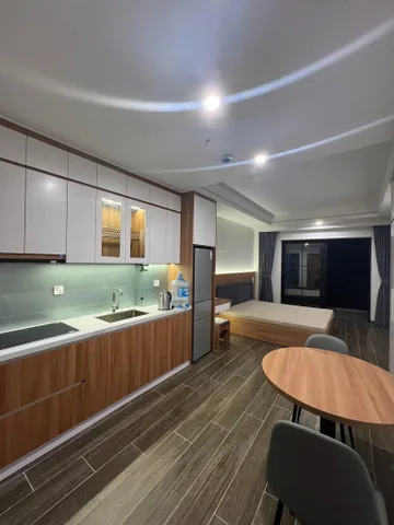 Cho thuê Tòa CHDV Khâm Thiên - Đống Đa 90M² 9 Tầng - Full Nội Thất - Hoạt Động Ngay - Giá Thuê 110tr