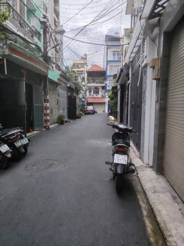 🌟 Bí mật Phường 13: Căn nhà Cộng Hòa  nở hậu 100m2 sẵn cỗ máy in tiền 20tr/tháng!