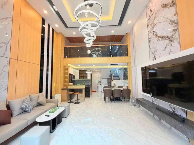 BÁN NHÀ MẶT TIỀN MAI XUÂN THƯỞNG QUẬN 6 70M2 14.9 TỶ 3 TẦNG NGANG 5.3M NỘI THẤT CAO CẤP
