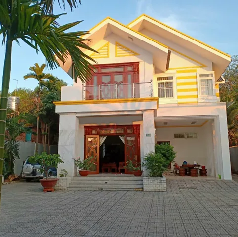 Long thành Bán Nhà riêng 867.9m2 có sẵn 200 m2 thổ cư giá 14 tỷ tại Thị trấn Long Thành Huyện Long Thành Đồng Nai. Đã hoàn công.