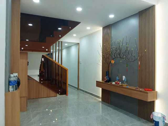 BÁN NHÀ HẺM TRẦN ĐÌNH XU – NGAY CHỢ – PHƯỜNG NGUYỄN CƯ TRINH, QUẬN 1