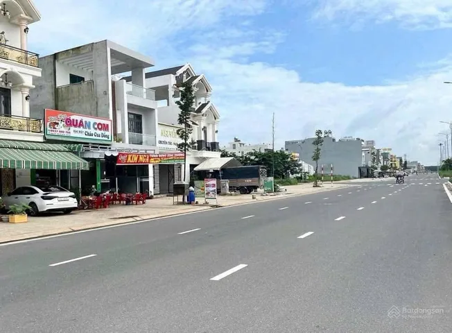 Bán đất TP Đồng Nai Nhơn Trạch - Mặt đường 30m Lý Thái Tổ - giá 1ty8 - Sổ Hồng Riêng