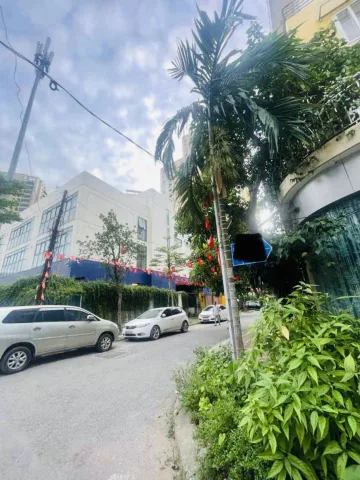 Bán Căn _ 82.5m² _ 18.6 Tỷ Liền Kề KĐT Văn Khê _ Hà Đông