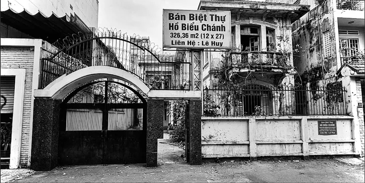 Bán Biệt thự 326m2 mặt tiền 11 Hồ Biểu Chánh , Phú Nhuận