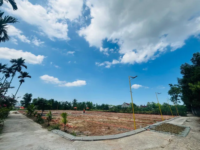 Sụp hầm bán nhanh lô đất Hòa Tiến mới 140m2 giá 990tr