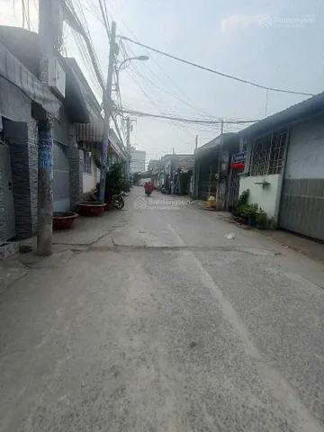 Bán Kho, nhà xưởng 569m2 có sẵn 500 m2 thổ cư giá 15 tỷ tại Xã Đông Thạnh Huyện Hóc Môn TP. Hồ Chí Minh