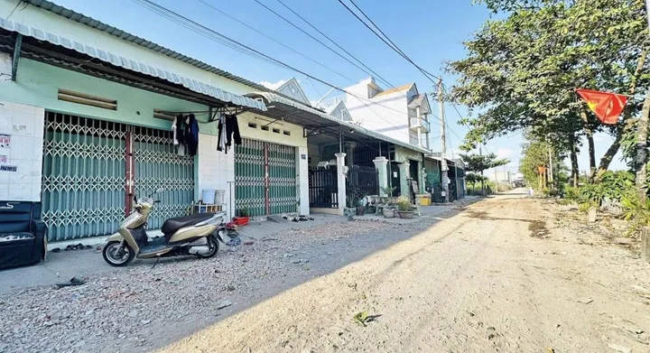 Bán Nhà trọ 300m2 có sẵn 300 m2 thổ cư giá 890 triệu tại - Chọn - - Chọn - Xã Bàu Bàng TP. Hồ Chí Minh