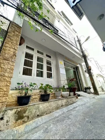 Bán Khách sạn 88m2 có sẵn 88 m2 thổ cư giá 8.9 tỷ tại - Chọn - - Chọn - Phường Xuân Hương - Đà Lạt Lâm Đồng
