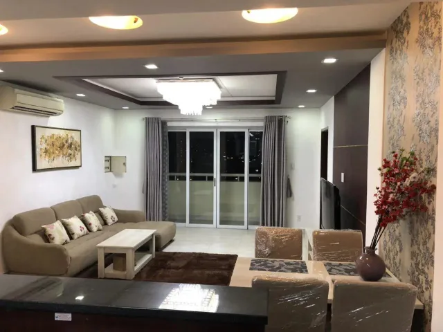 Chủ Nhà Kẹt Tiền Cần Bán Gấp Căn Hộ Hùng Vương Plaza Q.5 - 126m², 3PN - Sổ Hồng Riêng - Chỉ 9.5 Tỷ