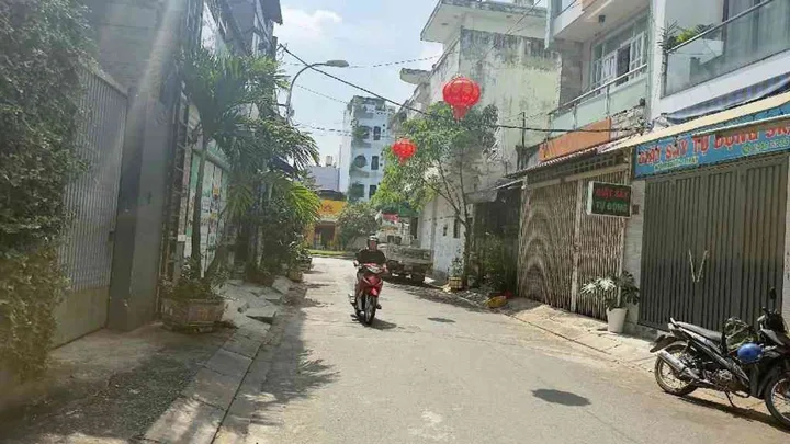 Bán Nhà 4 Tầng  Đường Tân Hương - Phường Phú Thọ Hòa