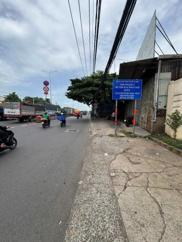 [K2634*] CHỦ GỬI KHUÔN ĐẤT XƯỞNG MẶT TIỀN QL1A DTSD 1071M2, GIÁ 15.x TỶ
