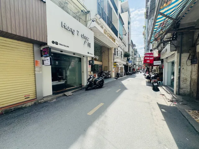 MẶT PHỐ ĐỐNG ĐA – 100M² 5 Tầng KHUNG CỘT – Ô TÔ VÀO NHÀ - Ô CHỜ THANG MÁY  – KINH DOANH ĐỈNH