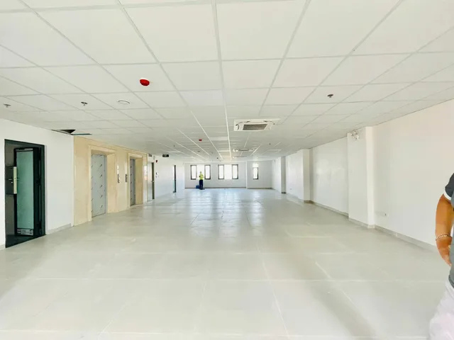 Cho thuê văn phòng mặt phố Ô Chợ Dừa - Đống Đa - Hà Nội/180m².