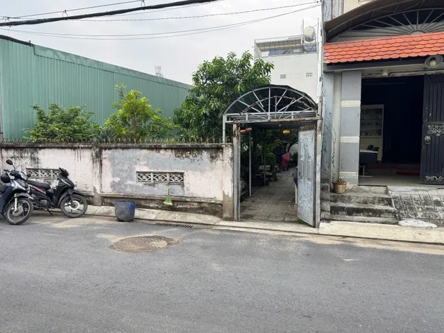 Bán Đất 172.3m2 có sẵn 172.3 m2 thổ cư giá 8.5 tỷ tại Đường Thạnh Xuân 38 Phường Thạnh Xuân Quận 12 TP. Hồ Chí Minh
