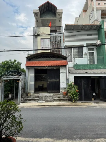 Bán Nhà riêng 105.3m2 có sẵn 105.3 m2 thổ cư giá 8.5 tỷ tại Đường Thạnh Xuân 38 Phường Thạnh Xuân Quận 12 TP. Hồ Chí Minh