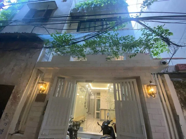Cho thuê Nhà  Ngõ 36 Đào Tấn -  Ba Đình 75M² (xD 65M² 5 Tầng Thang Máy - Nội Thất CB - Giá Thuê 30tr