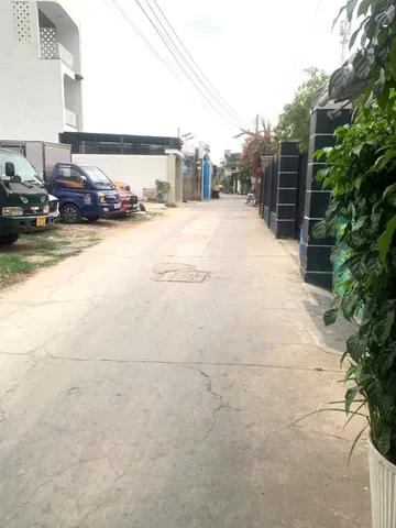 🌟NHÀ MẶT TIỀN HẺM XE HƠI 2 TẦNG 102M2.
CHỈ 7.25 T.Ỷ, ĐÔNG HOÀ . TPHCM