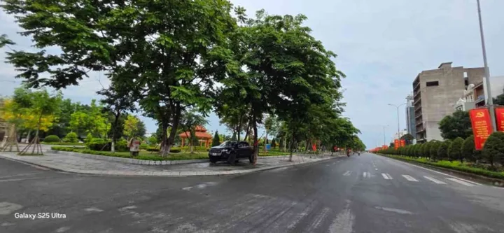 Bán Nhà riêng 60m2 có sẵn 40 m2 thổ cư giá 4.7 tỷ tại Đường Minh Khai Phường Đông Ngàn Thị xã Từ Sơn Bắc Ninh