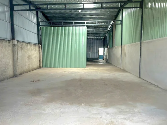 Kho Cho Thuê Bà Điểm 4,hóc môn, 250m2, 14 triệu/tháng.đường tải lớn lưu thông