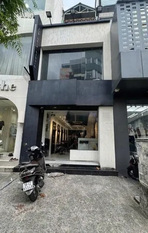 CHO THUÊ NHÀ MẶT TIỀN ĐƯỜNG SƯ VẠN HẠNH, PHƯỜNG VƯỜN LÀI, QUẬN 10