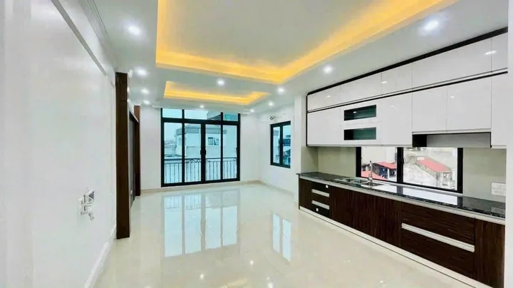 Cho thuê nhà 7 tầng THANG MÁY tại ngõ 68 CẦU GIẤY, Quan Hoa. 37 triệu/ tháng. Cho thuê: Văn Phòng, KD Onl, Spa, Lớp học