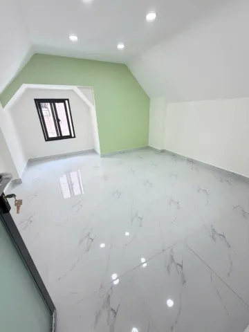 (QUẬN 8) BÁN NHÀ ĐẸP 4 PN, HẺM ĐẸP THÔNG, GẦN CẦU NGUYỄN VĂN CỪ, SÁT QUẬN 1, SHR