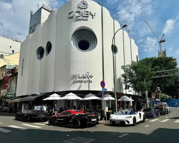 CHO THUÊ NHÀ 2 MT ĐƯỜNG TRƯƠNG ĐỊNH, P. BẾN THÀNH, QUẬN 1. DT: 690M2