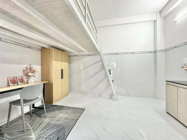 Cho thuê phòng  20m2 có gác * 55 Nguyễn Văn Công