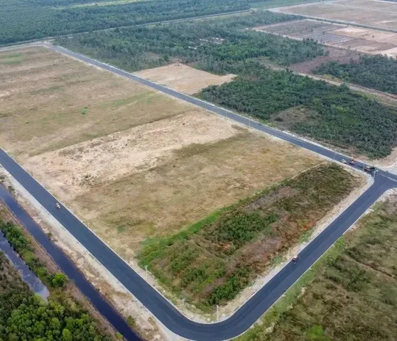 Bán đất xây dựng Kho, nhà xưởng 5000m2 tại Đường Kênh Tây, Cụm công nghiệp Hải Sơn Đức Hòa Đông, Xã Đức Hòa Đông Huyện Đức Hòa Long An