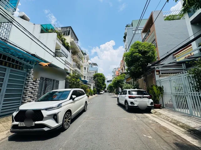 Bán nhà Nguyễn Văn Lượng, Gò Vấp, hẽm xe hơi nhà đang có dòng tiền ổn định, giá 10 tỷ