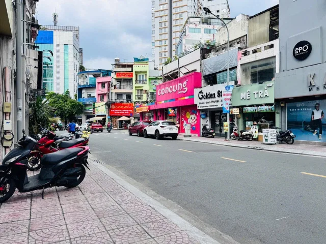 🏡 NHÀ 3 TẦNG GẦN MẶT TIỀN HUỲNH VĂN BÁNH, PHÚ NHUẬN