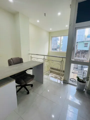 BÁN NHÀ 4 PHÒNG NGỦ HẺM 157 TÔN THẤT THUYẾT QUẬN 4