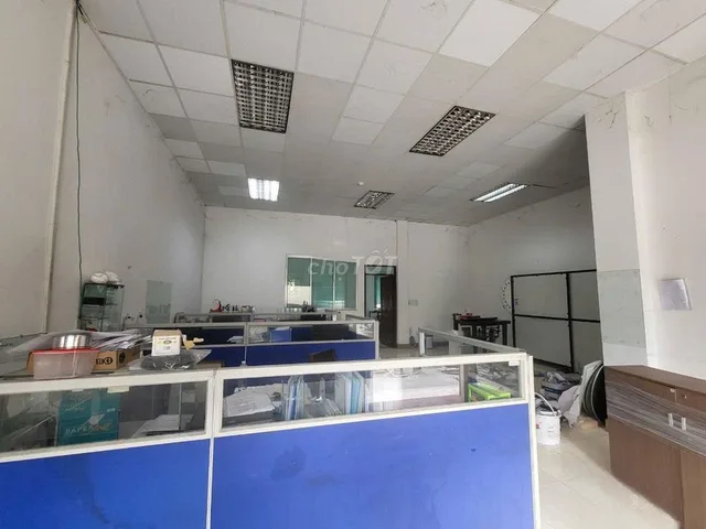 Cho thuê Kho, nhà xưởng 2200m2 giá 130 triệu tại - Chọn - Phường Khánh Bình Thị xã Tân Uyên Bình Dương