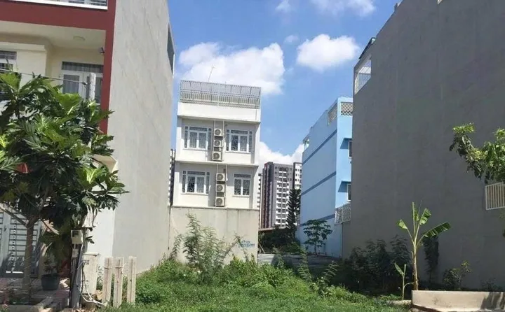 Bán Đất 100m2 có sẵn 100 m2 thổ cư giá 1.5 tỷ tại Đường Ql 1A Thị trấn Bến Lức Huyện Bến Lức Long An