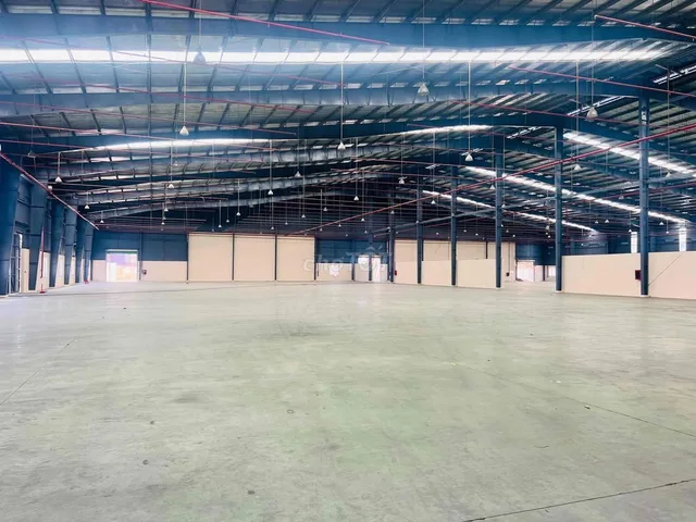 Cho thuê Kho, nhà xưởng 8000m2 giá 800 triệu tại - Chọn - Phường Khánh Bình Thị xã Tân Uyên Bình Dương
