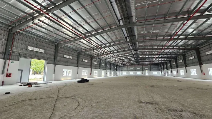 Cho thuê Kho, nhà xưởng 4000m2 giá 180 triệu tại - Chọn - Xã Hội Nghĩa Thị xã Tân Uyên Bình Dương