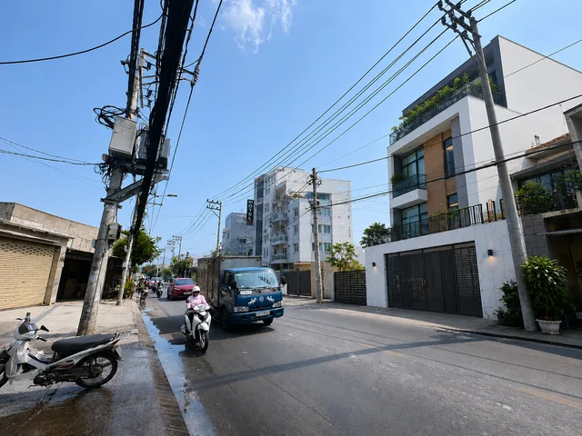 NHÀ MẶT TIỀN 88M² - ĐƯỜNG 8M - KỀ AEON & KHU TÊN LỬA - XE HƠI NGỦ NHÀ -3 TẦNG - 7.99 TỶ km39an