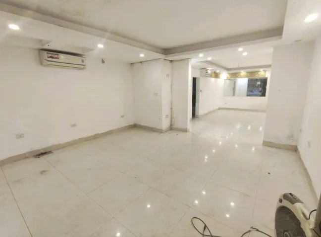 TẦNG 1, TẬP THỂ THÀNH CÔNG, BA ĐÌNH, Ô TÔ ĐỖ CỬA, SÂN RỘNG TRƯỚC NHÀ, Ở, KD