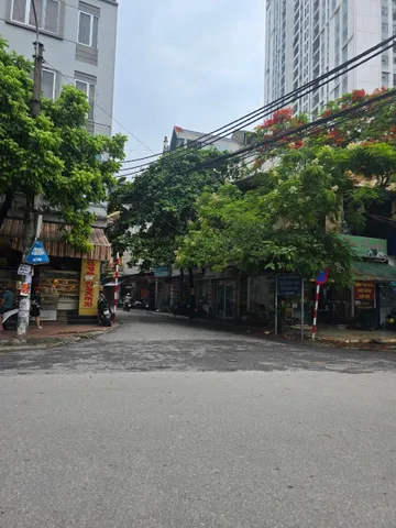 Bán Đất 50m2 có sẵn 50 m2 thổ cư giá 9.8 tỷ tại Đường Hoàng Mai Phường Hoàng Văn Thụ Quận Hoàng Mai Hà Nội