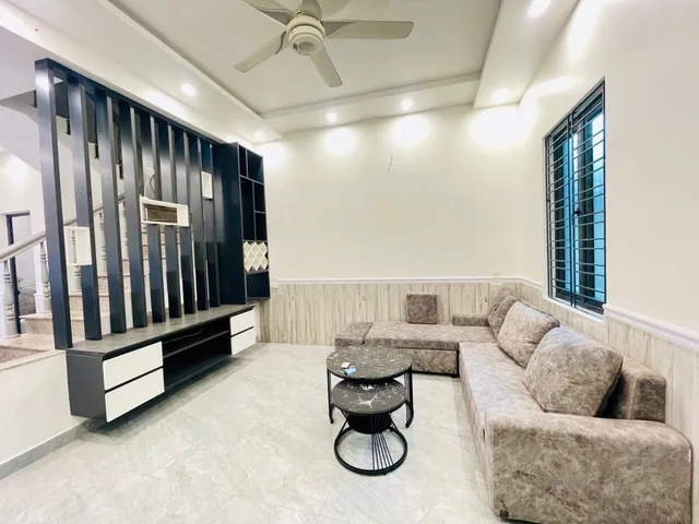 🏡 Gần ngã tư An Dương mà có căn nhà 40m2 lô góc thoáng mát sạch sẽ về ở ng.ay lại còn zá xinh 2ty xx các bác ạ