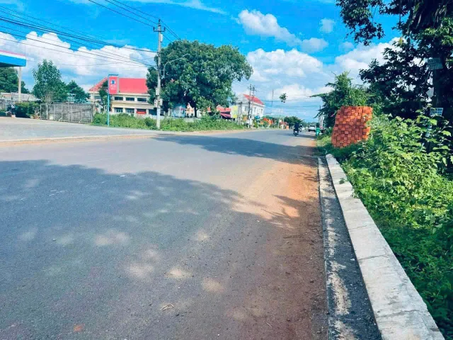 Bán Đất 354.6m2 có sẵn 60 m2 thổ cư giá 3.65 tỷ tại Xã Ea Tu Thành phố Buôn Ma Thuột Đắk Lắk