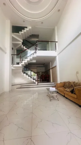 Bán nhà Thạnh Xuân 22 Quận 12, DT 4.8x15m, 73m2, 1 trệt 1 lửng 3 lầu, 4PN, sân thượng, gần Gò Vấp.