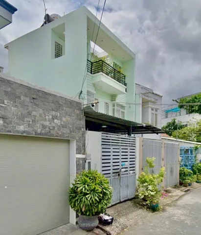 BÁN NHÀ MẶT TIỀN PHAN ĐÌNH PHÙNG, QUẬN 9, 140M2 3 TẦNG NỞ HẬU, GIÁ 16.5 TỶ