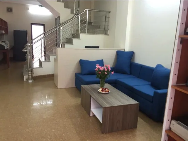 Cho thuê nhà ngõ 17 Mạc Thị Bưởi, Hai Bà Trưng 64m*4 tầng giá 12 triệu
