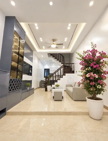 Bán Nhà riêng 52m2 có sẵn 52 m2 thổ cư giá 10.6 tỷ tại Đường Khâm Thiên Phường Quốc Tử Giám Quận Đống Đa Hà Nội