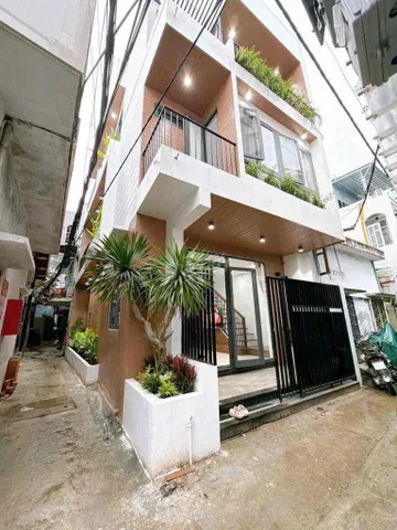 Thuê nhà 3 tầng kiệt 266 Hoàng Diệu 📌📌📌LÀM VIỆC TRỰC TIẾP GIÁ TỐT !!!
