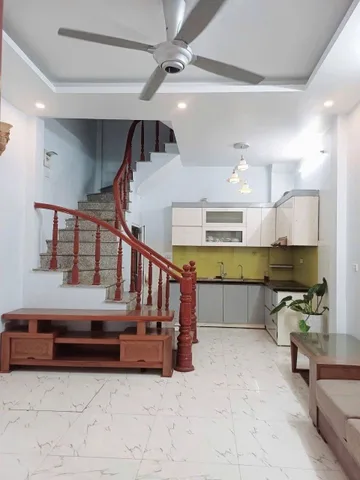 Cho thuê Nhà Ngõ 33 Đường Kiến Hưng - Hà Đông 35M² 4 Tầng 3 Ngủ - Full Nội Thất - Giá Thuê 10tr